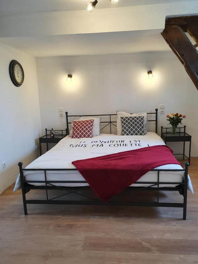 Au Petit Paradis Sainte-Gauburge-Sainte-Colombe Eksteriør billede