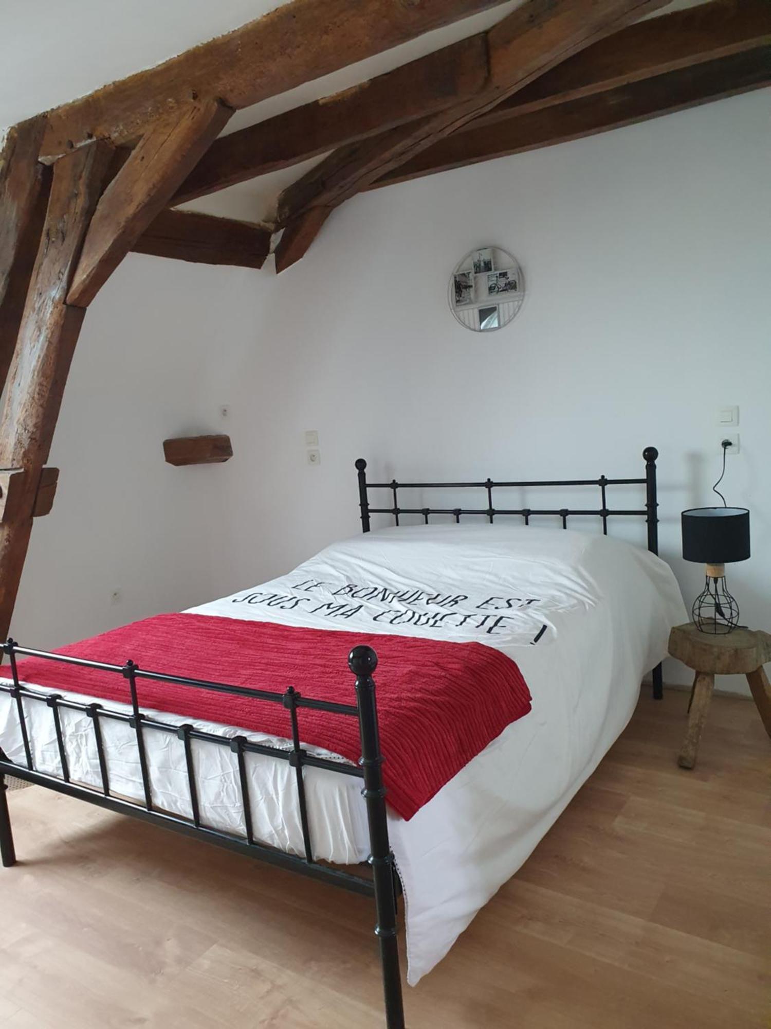 Au Petit Paradis Sainte-Gauburge-Sainte-Colombe Værelse billede
