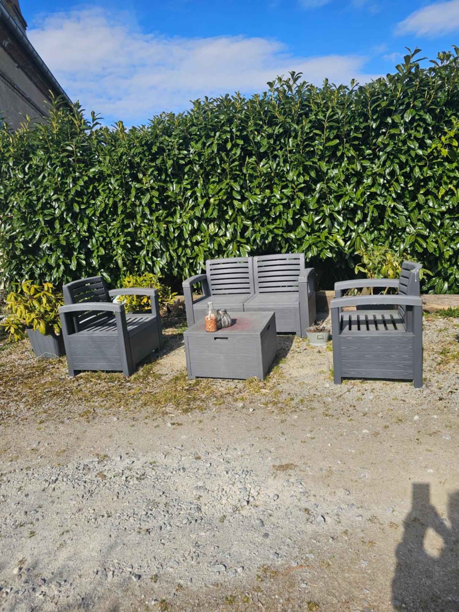 Au Petit Paradis Sainte-Gauburge-Sainte-Colombe Eksteriør billede